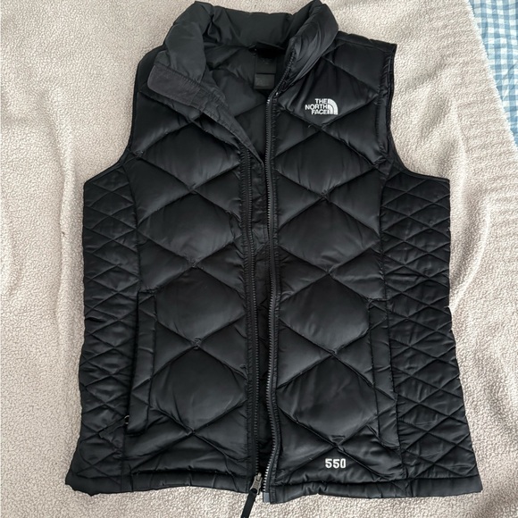 The North Face 550 Quilted Black Vest - Picture 1 of 1